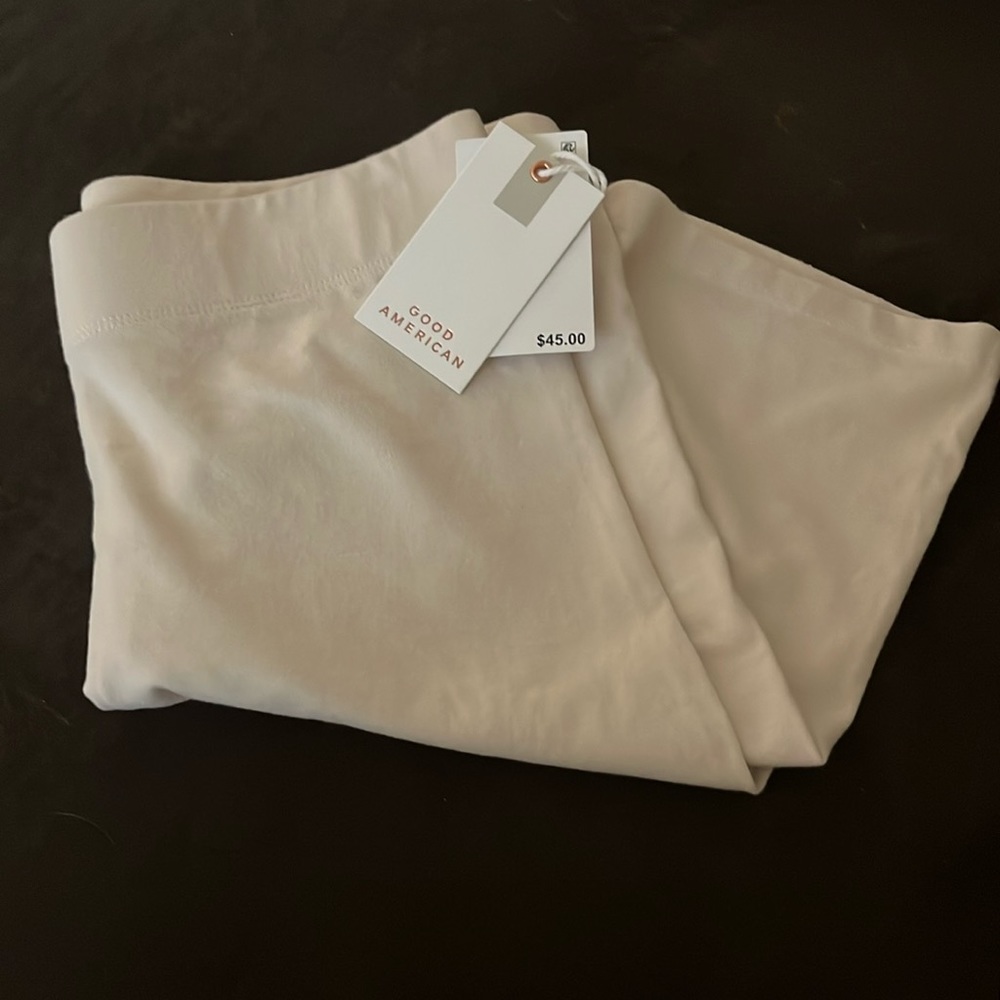 Good American shorts NWT